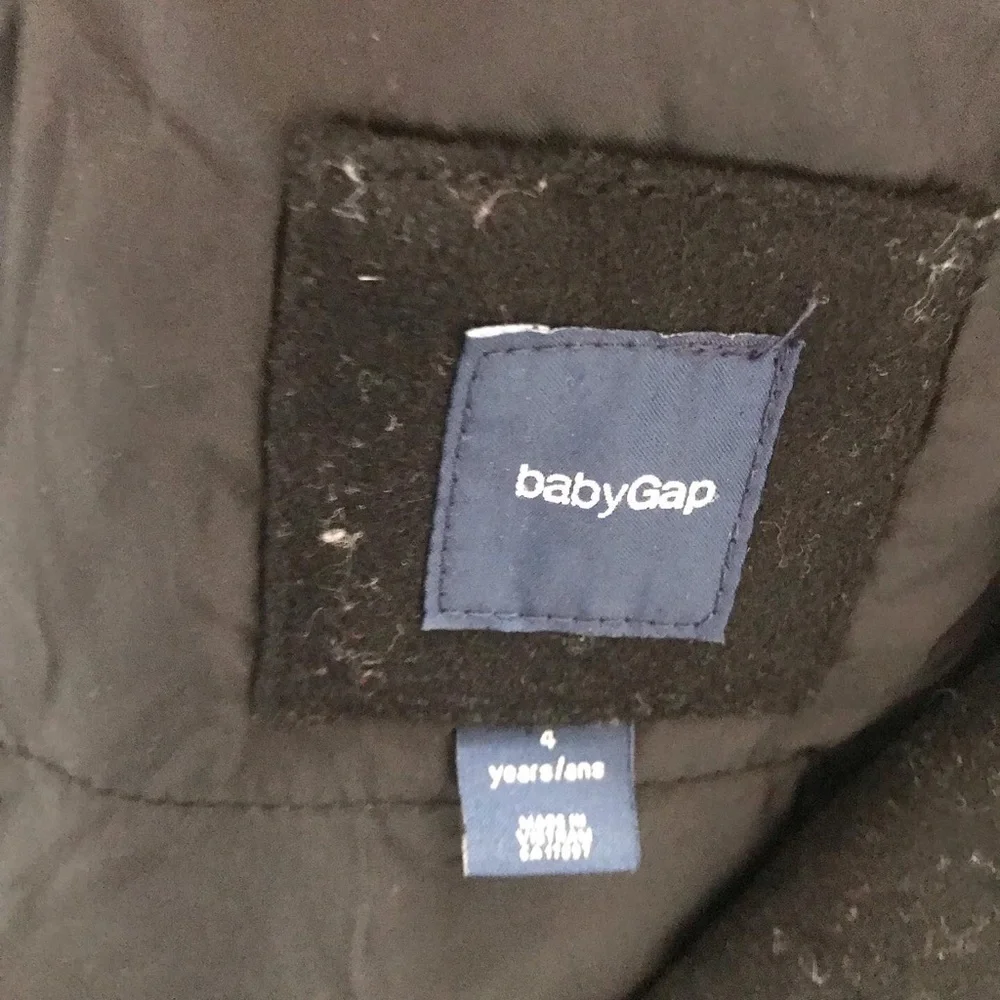 BABygap black motto mix jacket VGUC - button mark on sleeve 4T